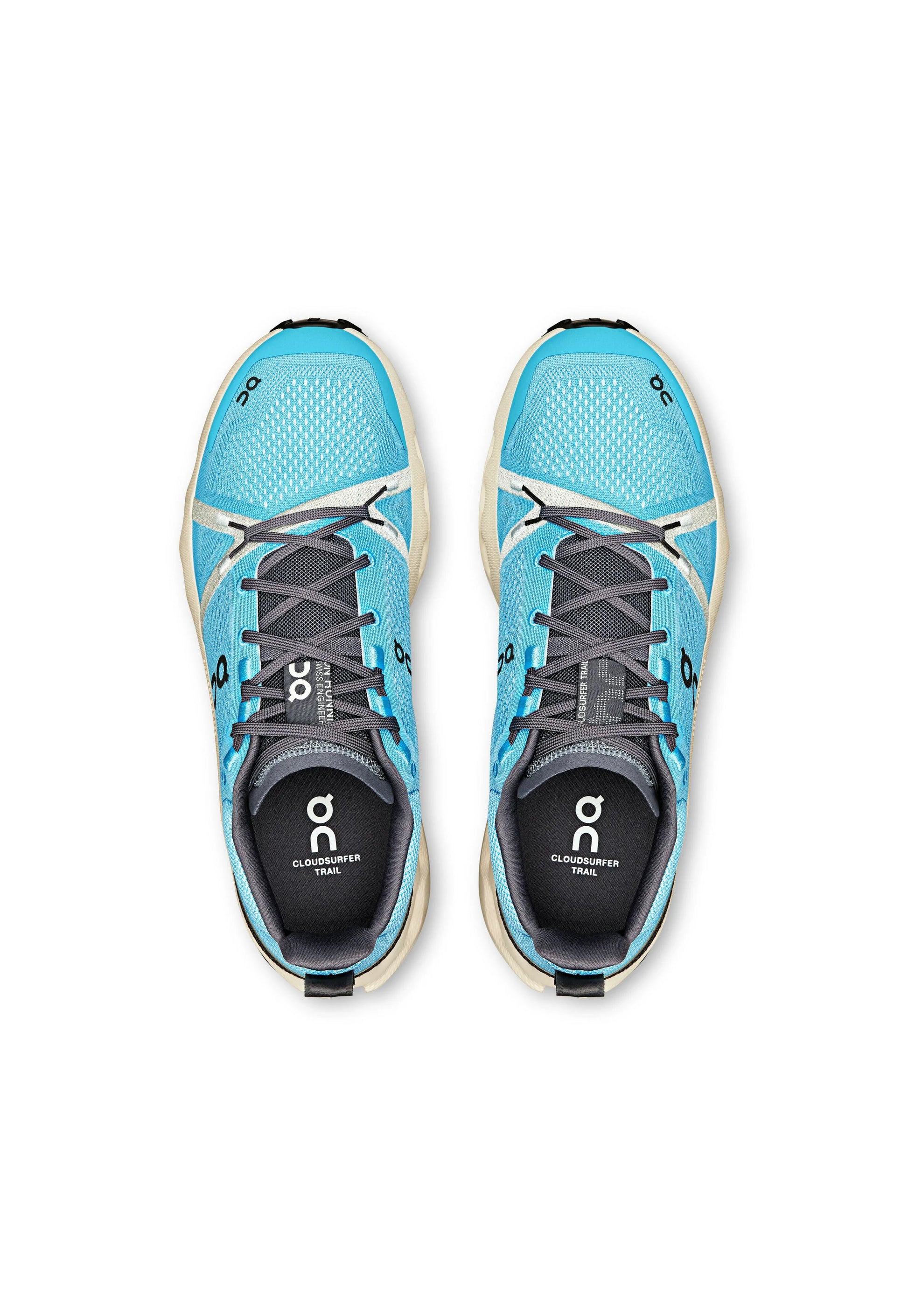 Scarpe da corsa in rete blu con accenti grigio scuro, dotate di punta rinforzata, suola ammortizzata e un sistema di allacciatura intricato.