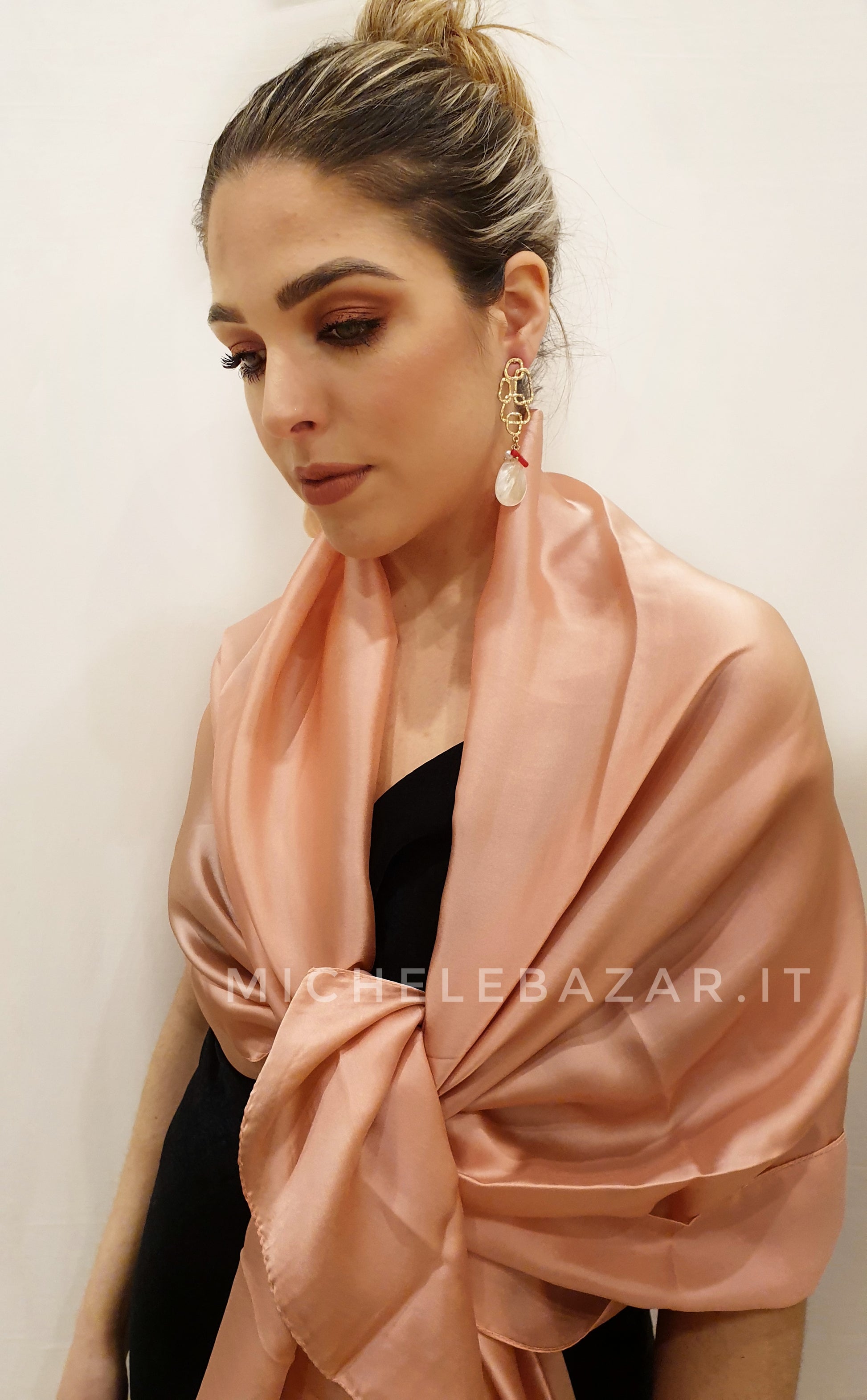 Stola liscia lucida con Seta