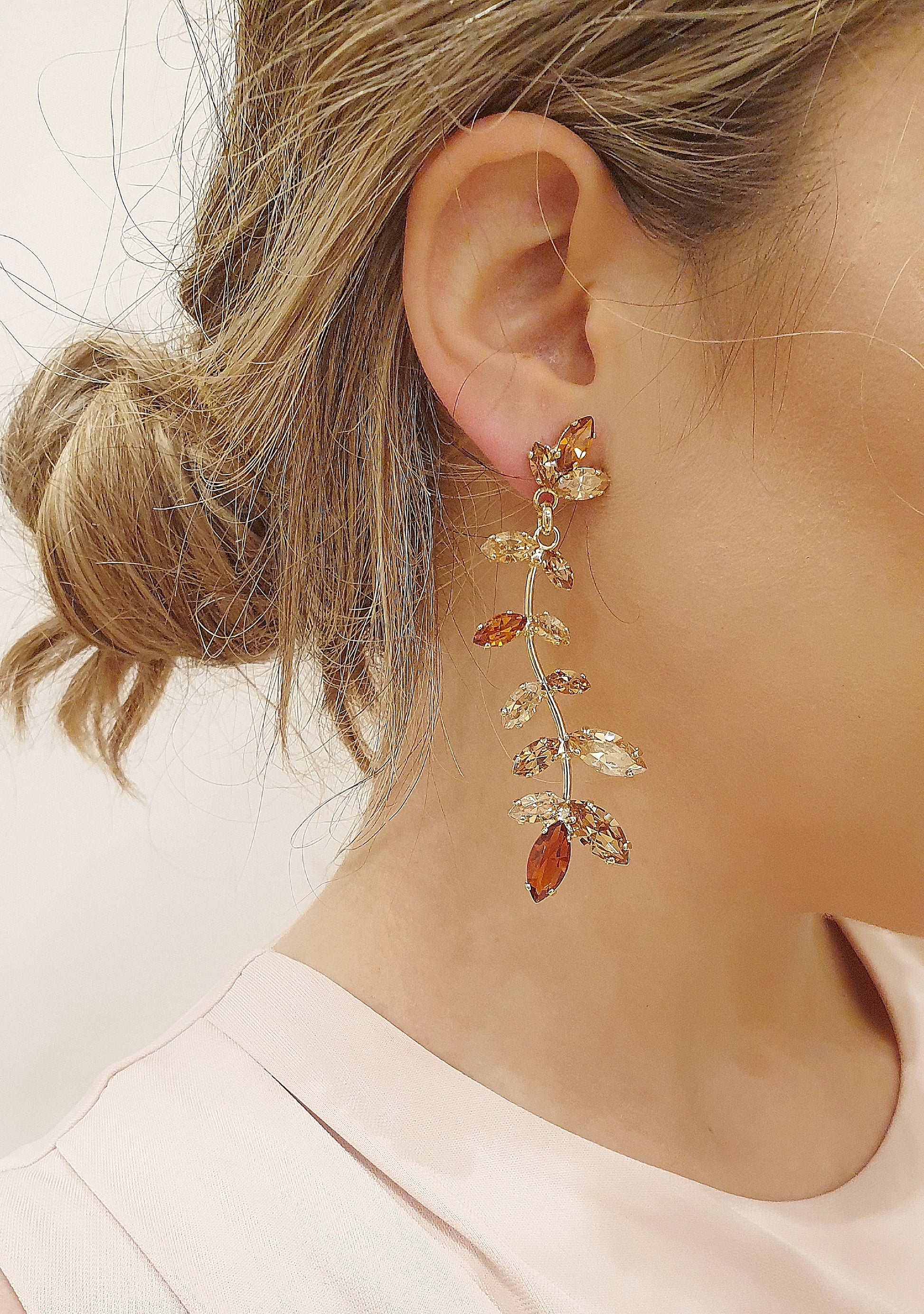 SHAKLY-Orecchini "Iris" naturale-Made in Italy