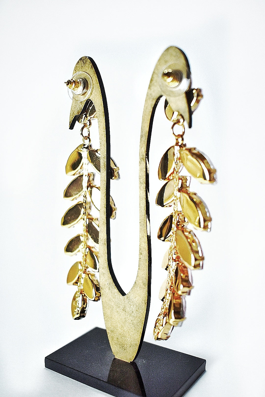 Orecchini pendenti pietre rosa