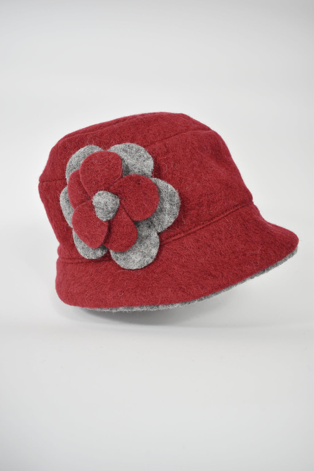 Cappello bicolor fiore