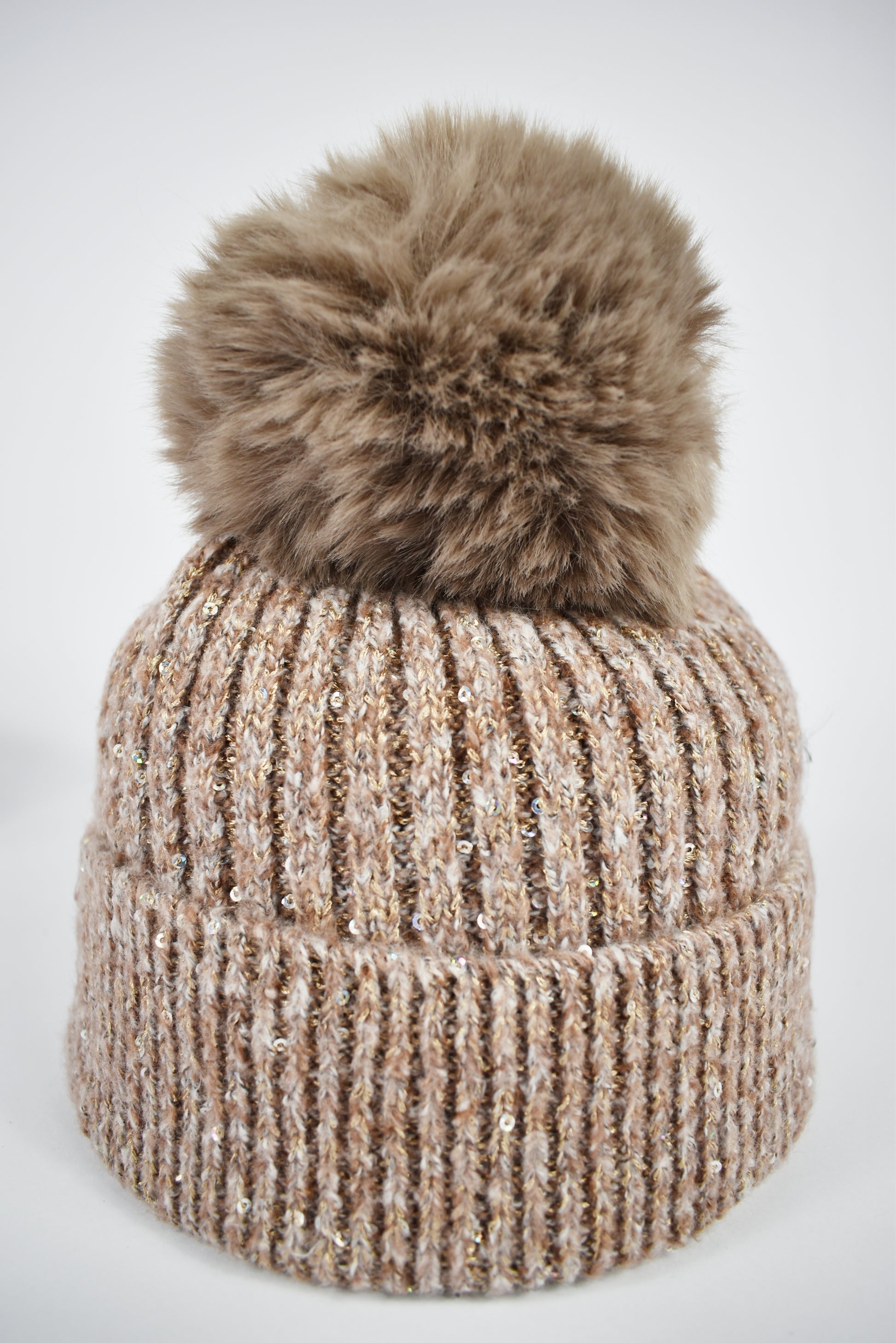 Cappello pompon paillettes