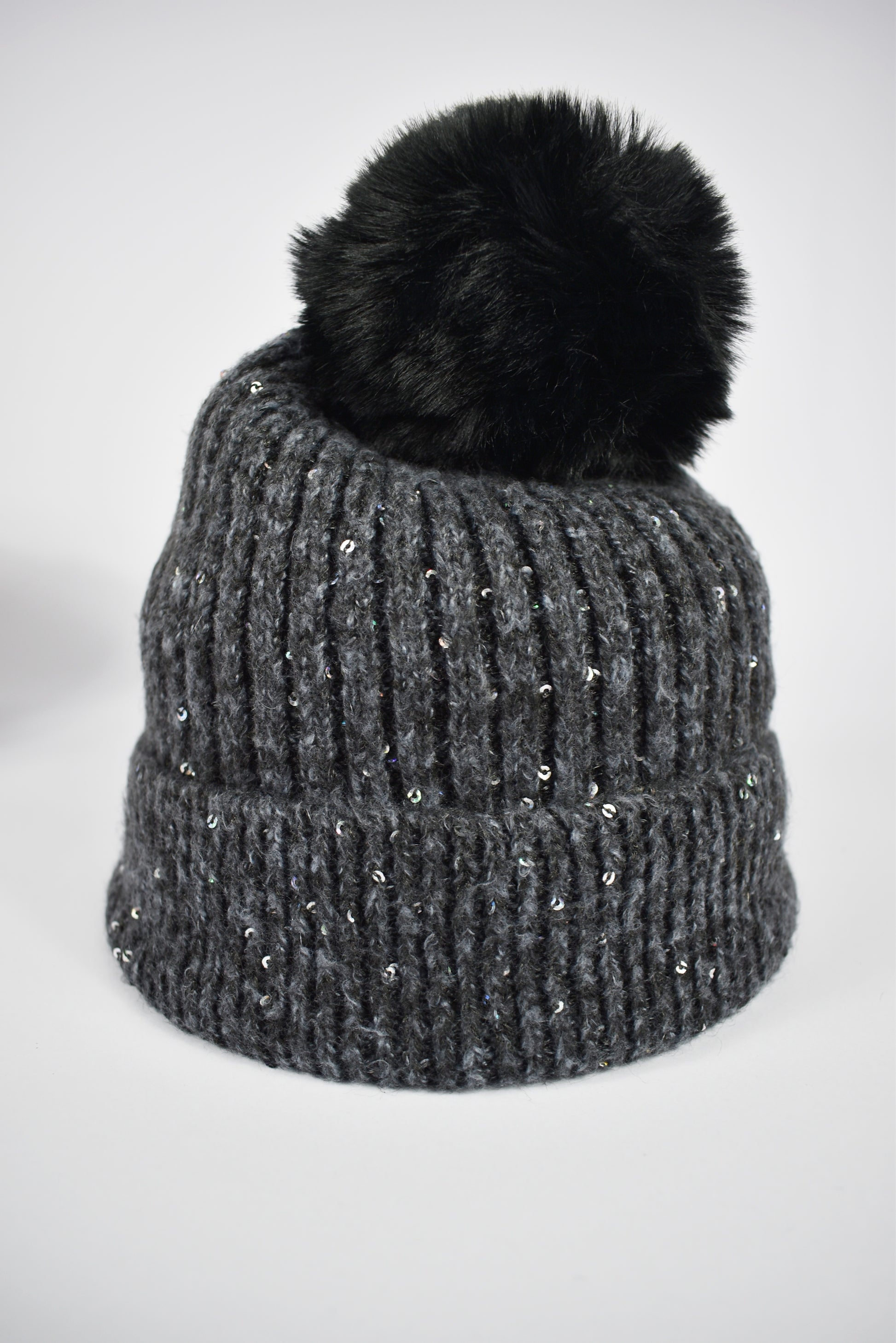 Cappello pompon paillettes