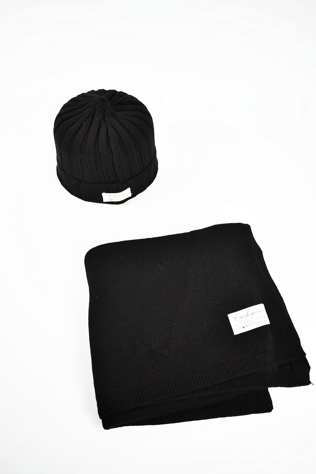 Sciarpa e cappello con cashemere Nero