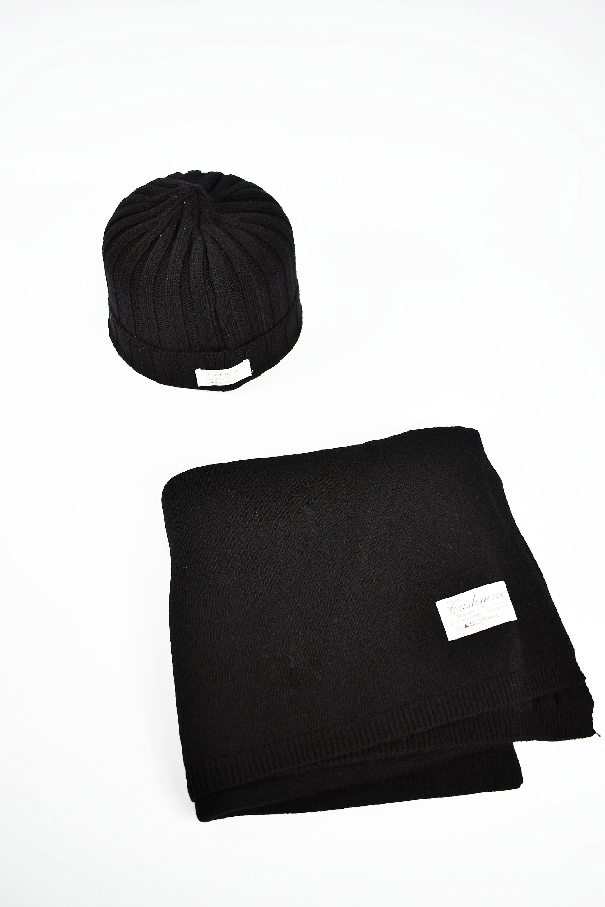 Sciarpa e cappello con cashemere Nero