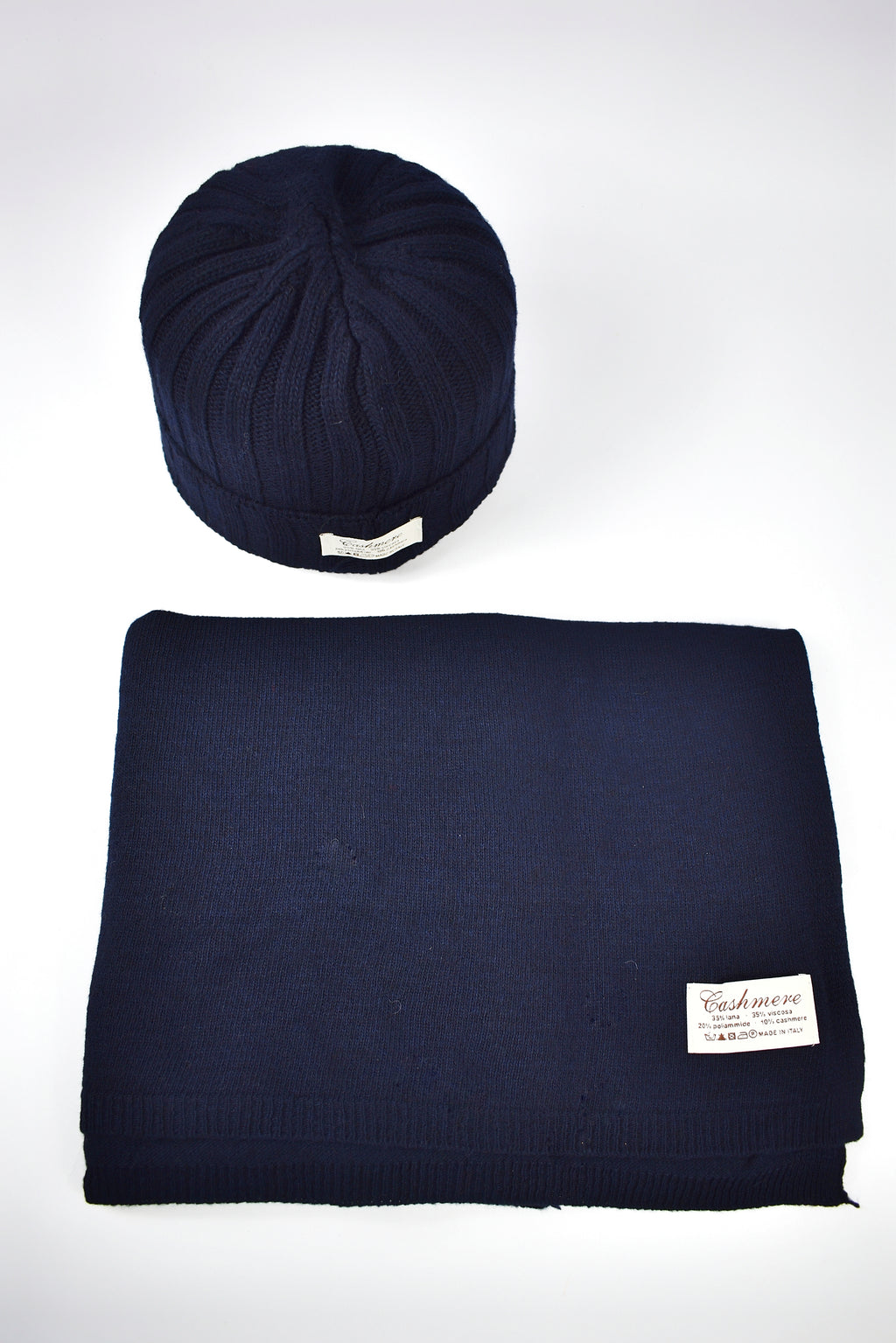 Sciarpa e cappello con cashemere blu