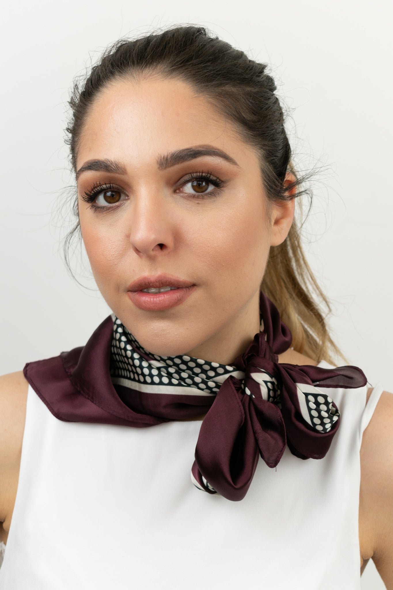 Foulard quadrato a pois