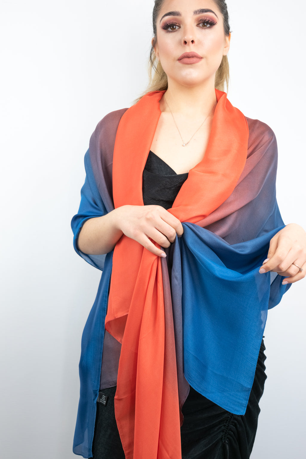 Stola foulard sfumato blu arancio