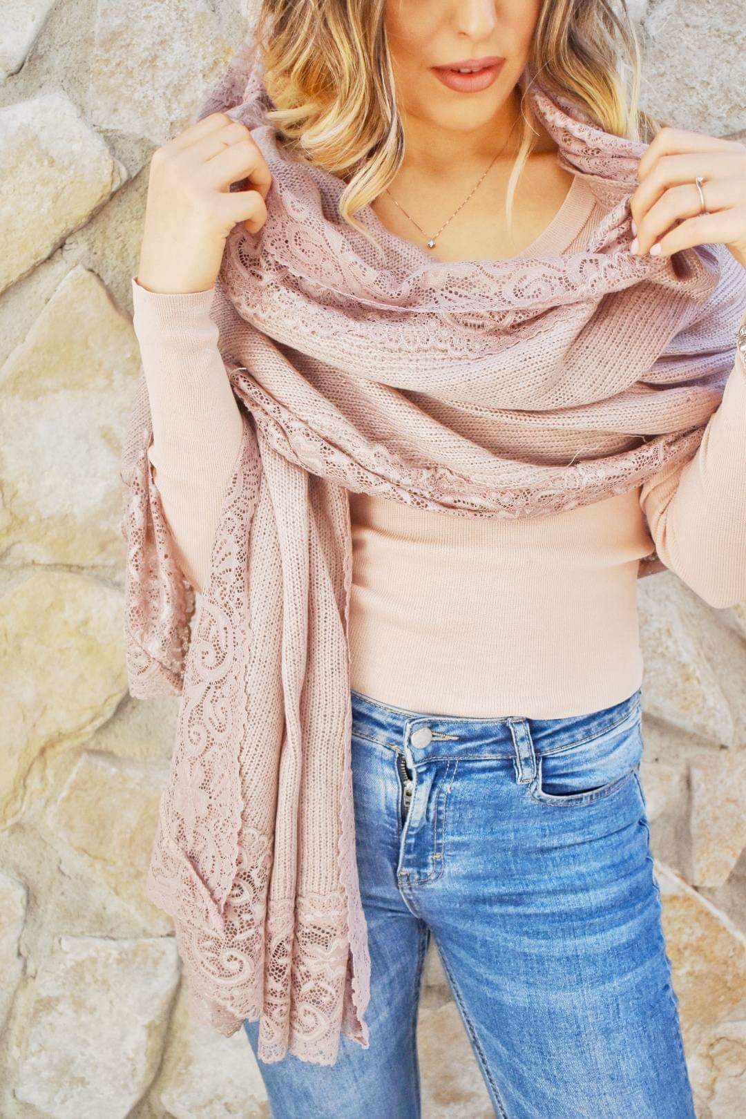 Maxy Sciarpone con Pizzo