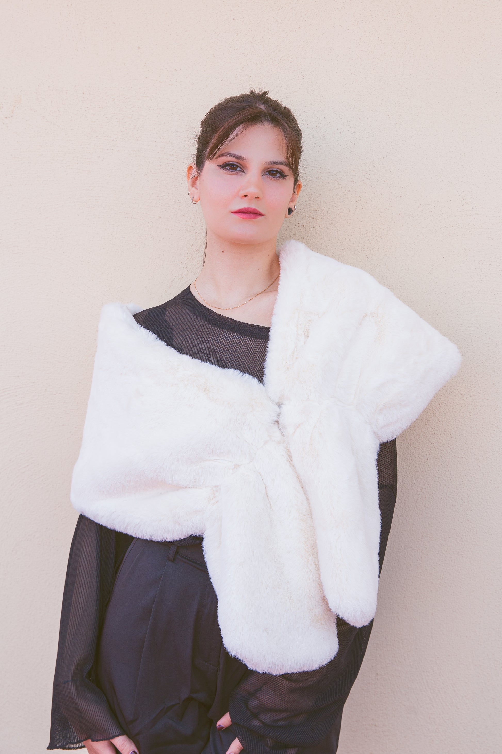 Stola mantella in ecopelliccia