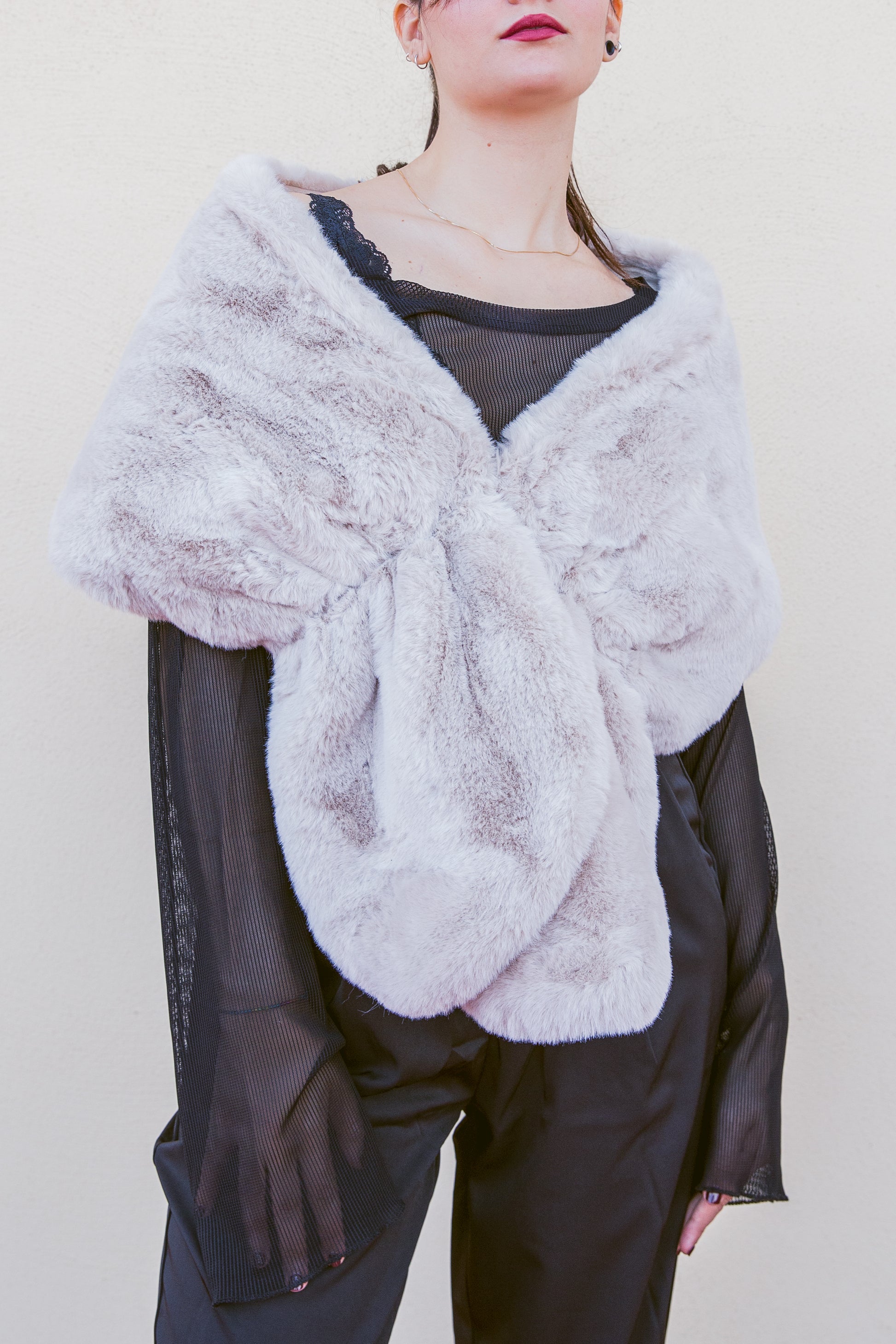 Stola mantella in ecopelliccia