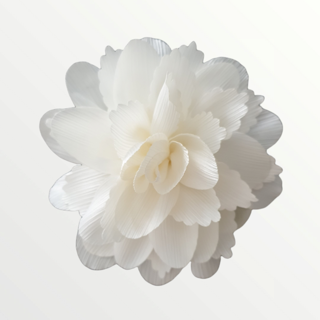 Spilla in tessuto bianca