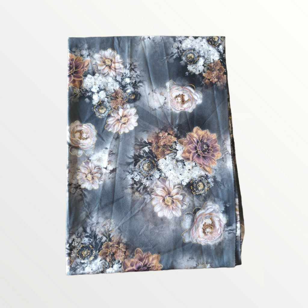 Sciarpa morbida fiori sfumata