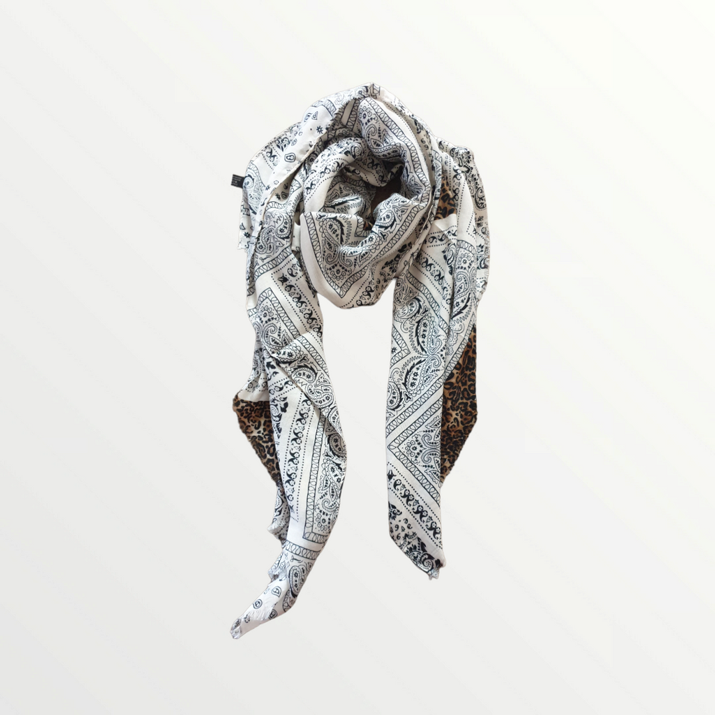 Foulard animalier paisley
