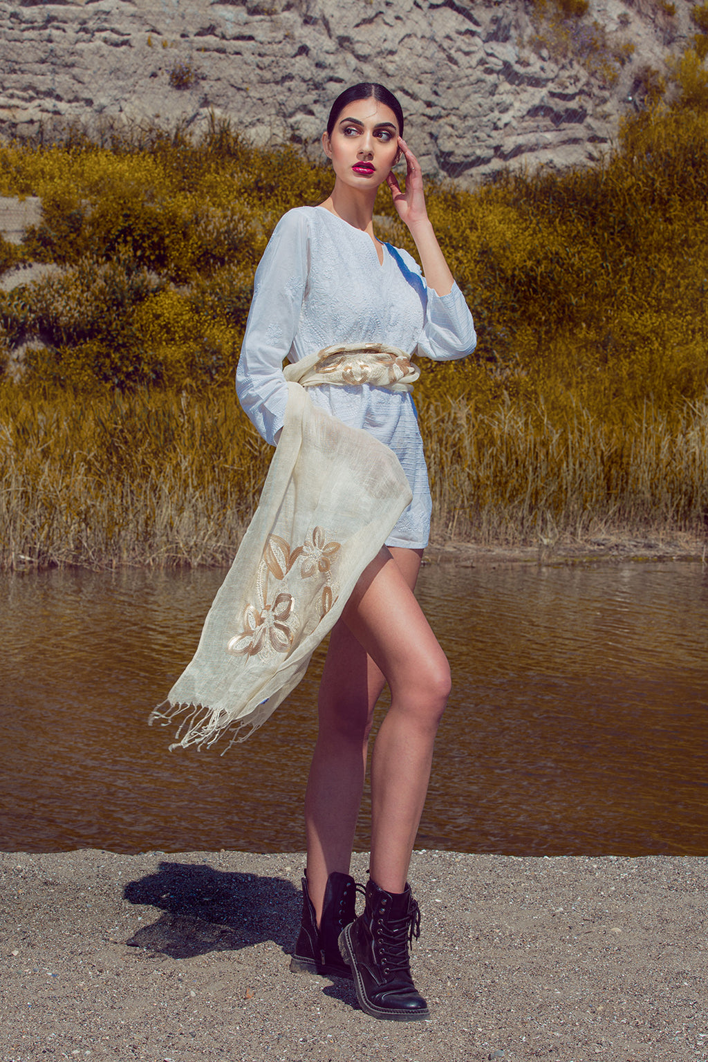 Stola in lino fiori beige