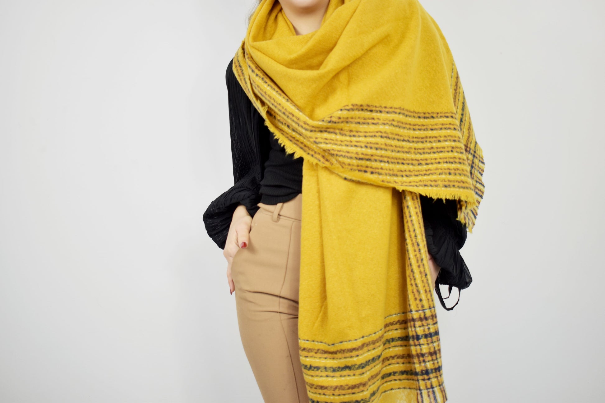 Sciarpa morbida con bordo a righe